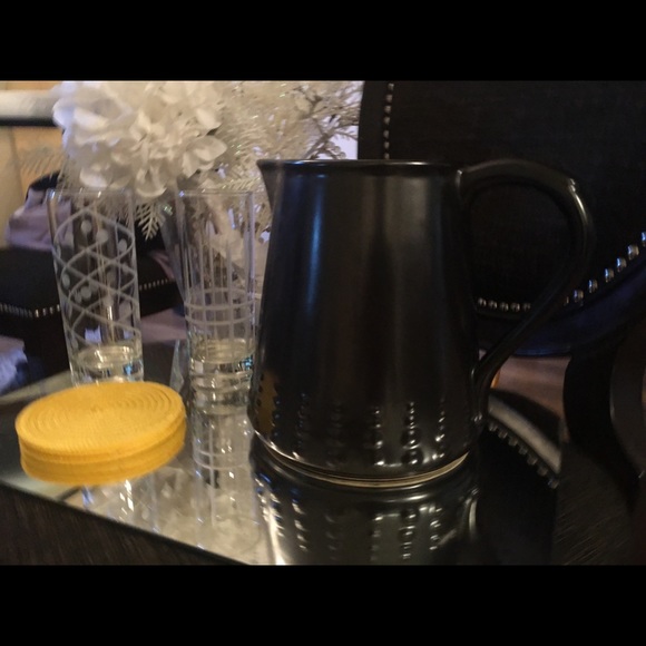 American Atlier Black Pearl pitcher - Picture 7 of 8